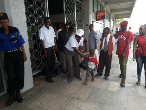 Reverend Barnet Kapten giving out Christmas presents to the homeless 